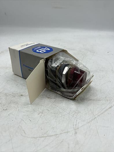 ALLEN BRADLEY 800T-Q10R SER. T