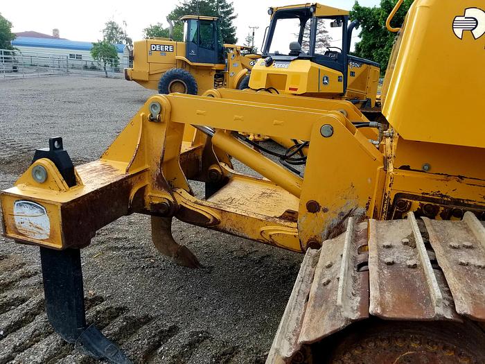 Used 2011 John Deere 850J WLT