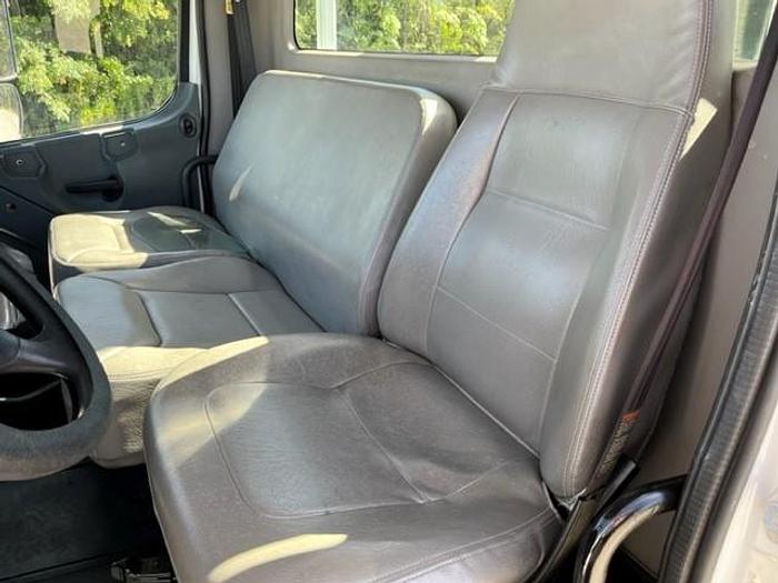 Used Effer 310.11 3s 25130 lb Knuckle Boom on 2009 Freightliner M2 106 Flatbed Truck - CE5787