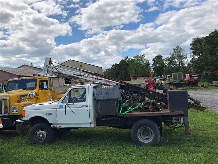 Used 1987 Acker Soil Sentry Drill Rig
