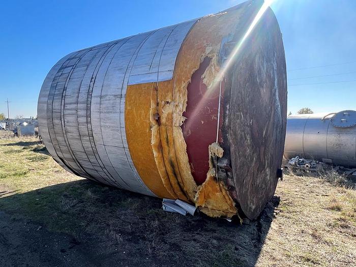 Used 10,000 Gallon Carbon Steel Tank with insulation #S744843