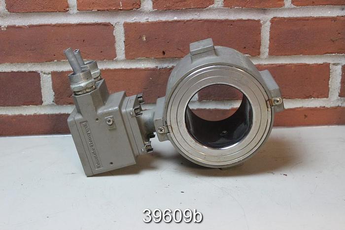 Used Yamatake-Honeywell YKID17B080PL21SY-XX 3" Magnetic Flow Tube #39609