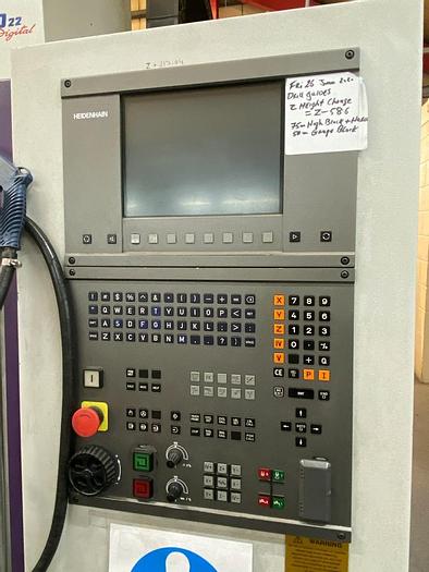 Used 1999 Bridgeport VMC 600/22 Digital Machining Center