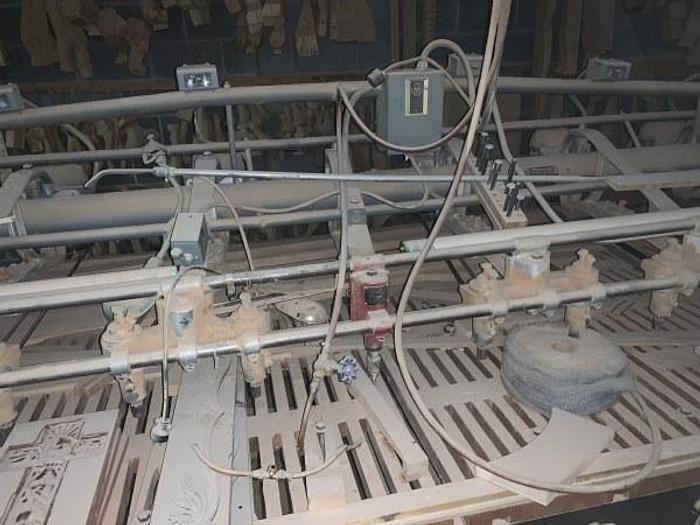 Used MINNESOTA 20-SPINDLE CARVING MACHINE