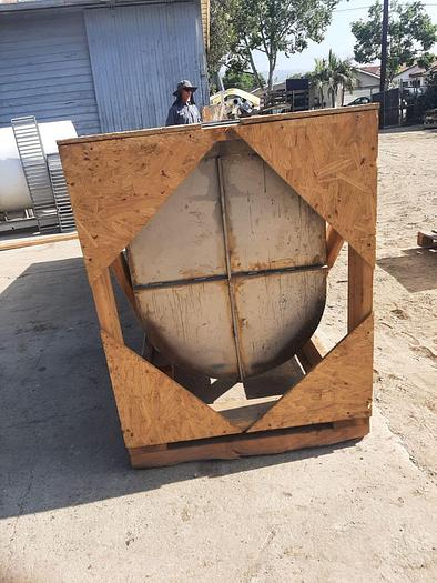 Used Tank, 550 Gallon, S/st, Jkt, Rectangular #C744548