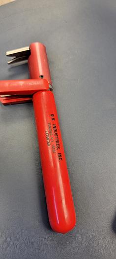Used WIRE CUTTER & STRIP TOOL,0.32MM ST100-24/26/28/30(B19)