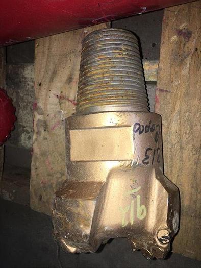 Used 0 Atlas Copco 5-7/8" 3 WING PDC BIT