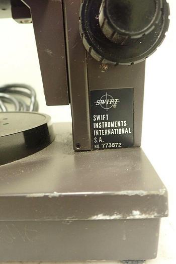 Used Swift Instruments International Series COLLEGIATE 400 Microscope w/ 3 Objectives