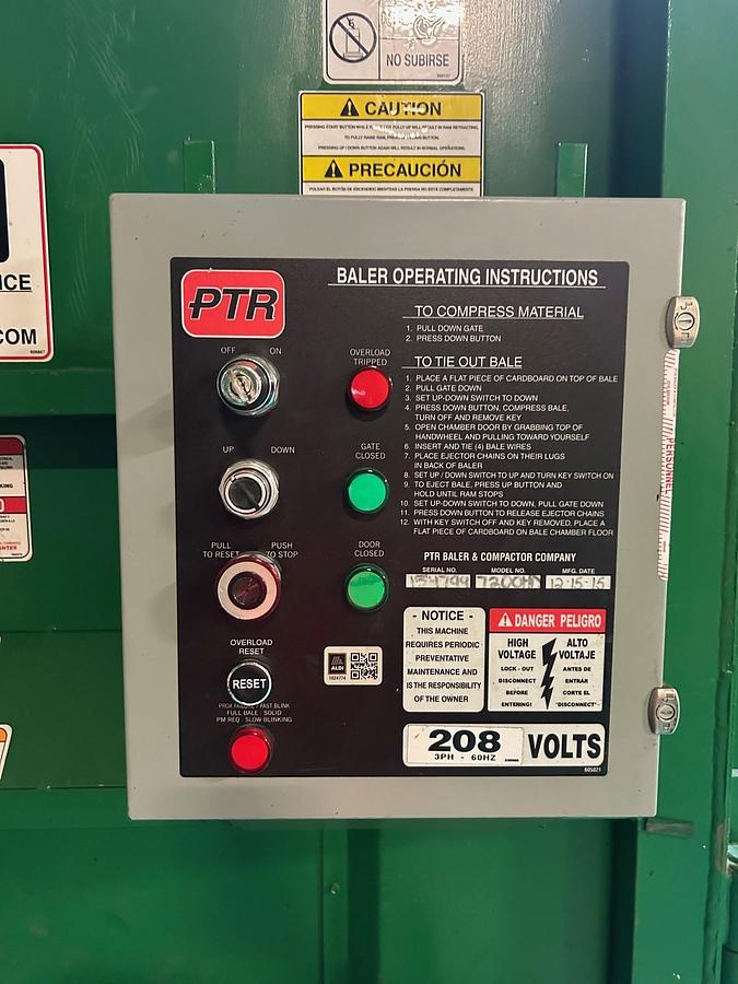 Refurbished Philadelphia Tramrail Model 7200HD Vertical Baler