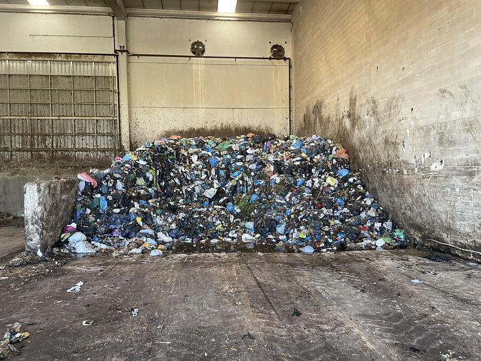 Rowan Dominator Depackaging Equipment