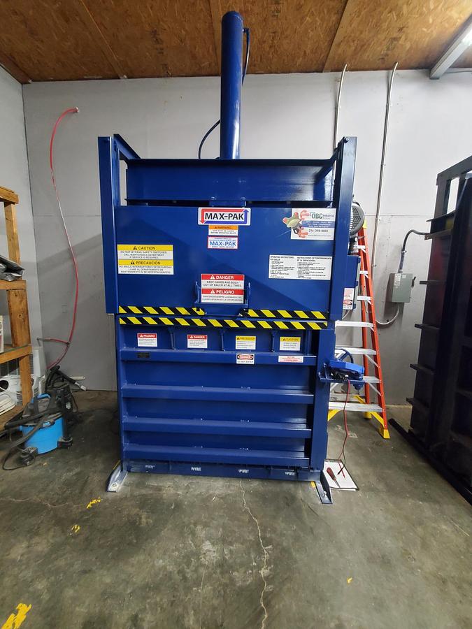 Max-Pak Vertical Baler