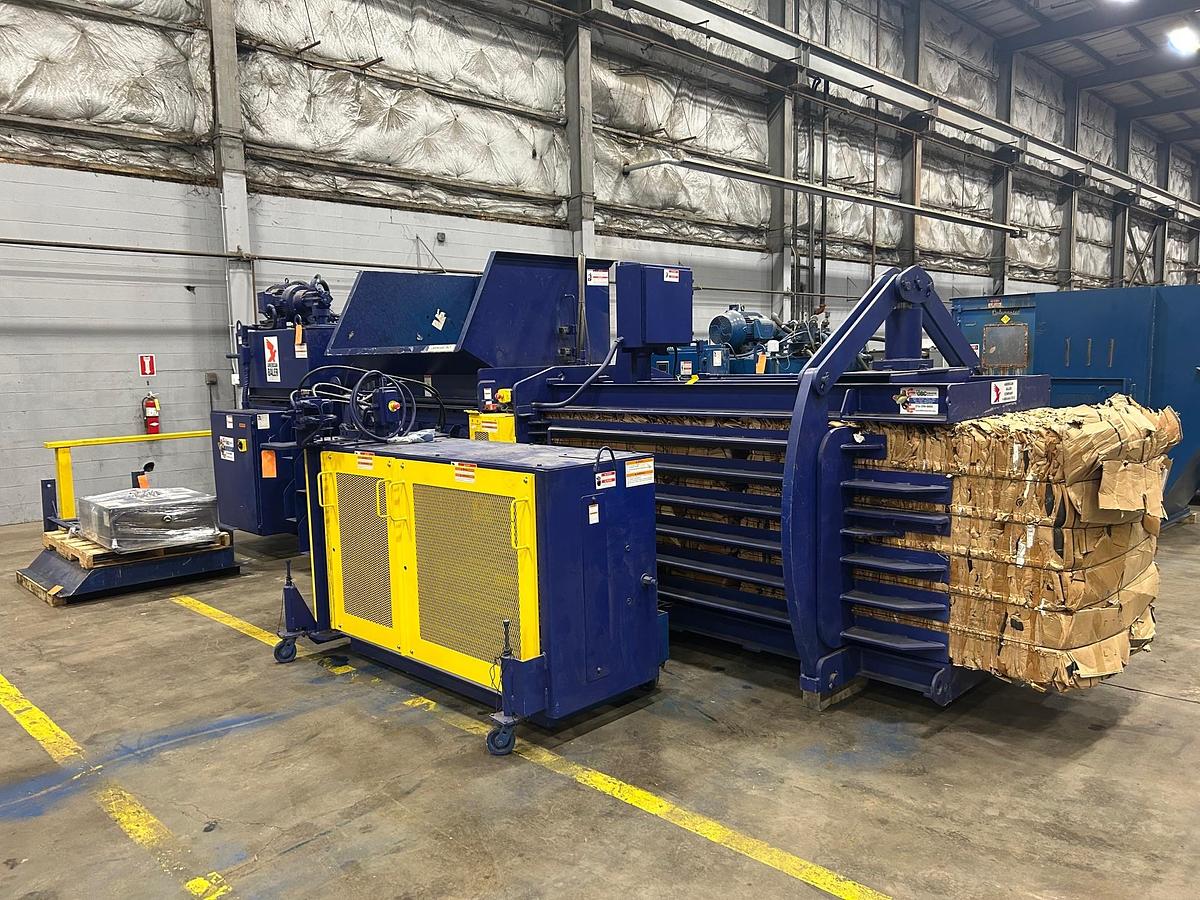 Refurbished American DC6343-830 Horizontal Auto-tie Baler