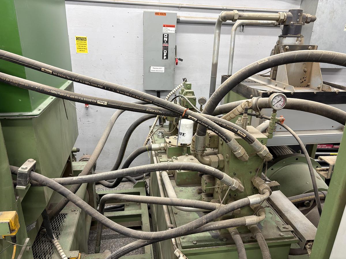 Used Ruf Model 1100 Briquetter