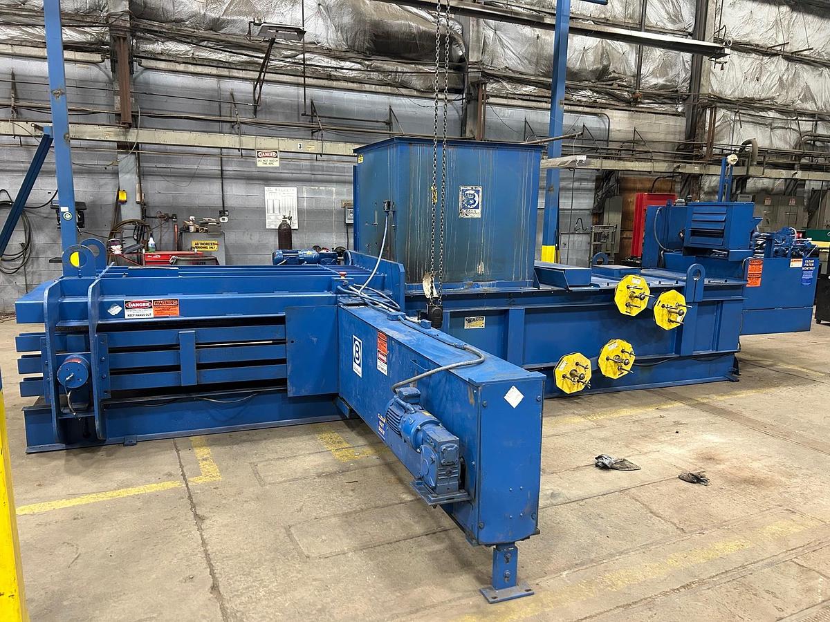 Used Balemaster 4925-G-8 Auto-tie Horizontal Baler