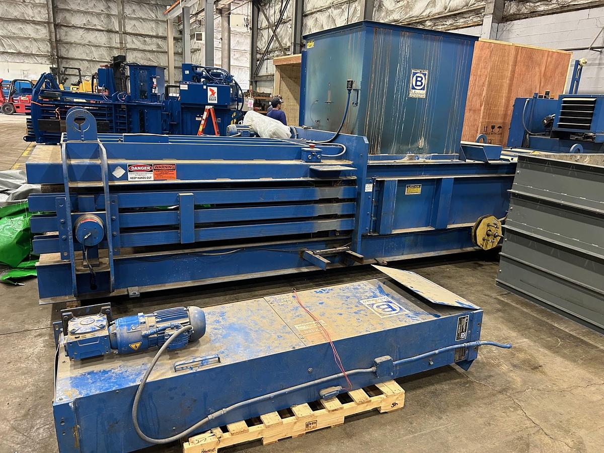 Used Balemaster 4925-G Auto-tie Horizontal Baler