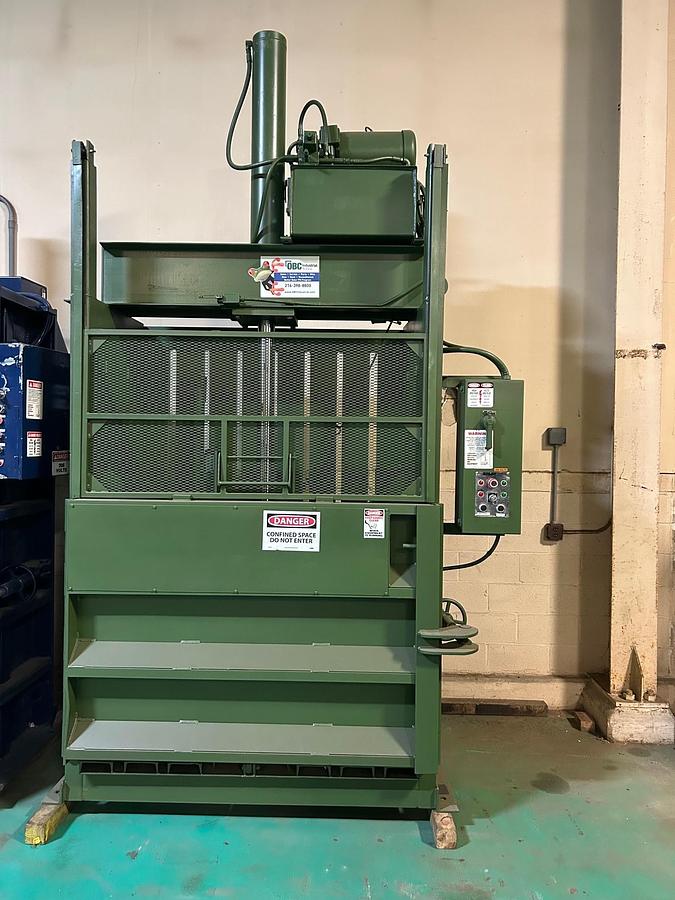 Used Used Harris V5-HD Vertical Baler