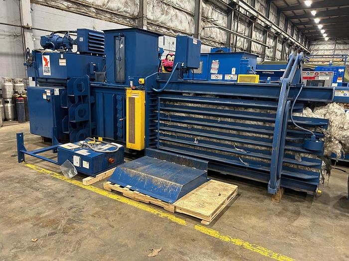 Used Used American PAC3029-820 Auto-tie Baler