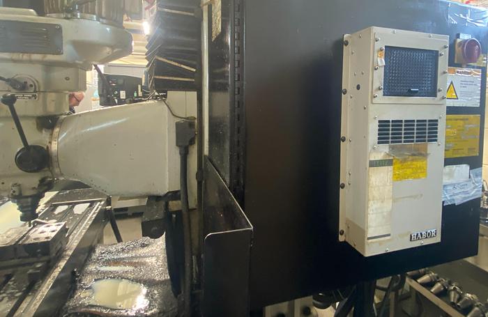 Used 1998 Hurco Hawk 30 SSM 3 Axis CNC Milling Machine
