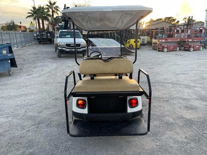 Used 2019 Cushman  Shuttle 6 Golf Cart