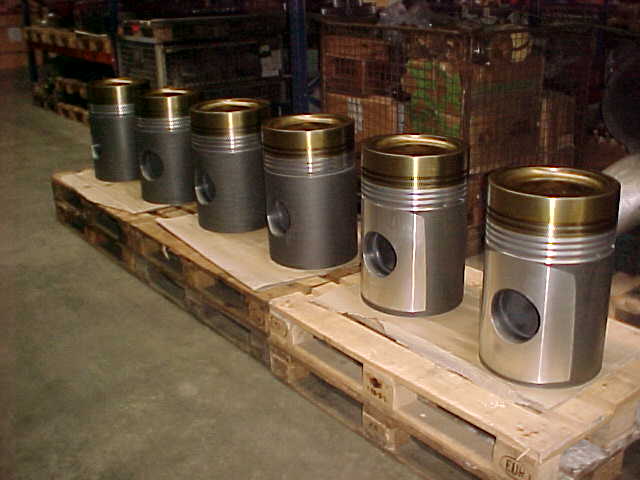 Used PISTONS DEUTZ BVM540 / 640