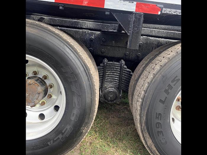 Used 2008 MACK Gu713