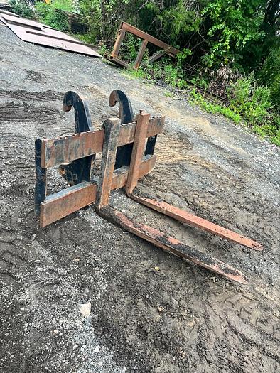 Used Caterpillar Fork Carriage AS