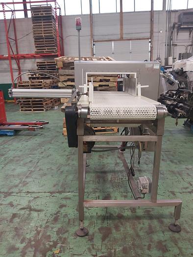 Used Safeline Metal Detector