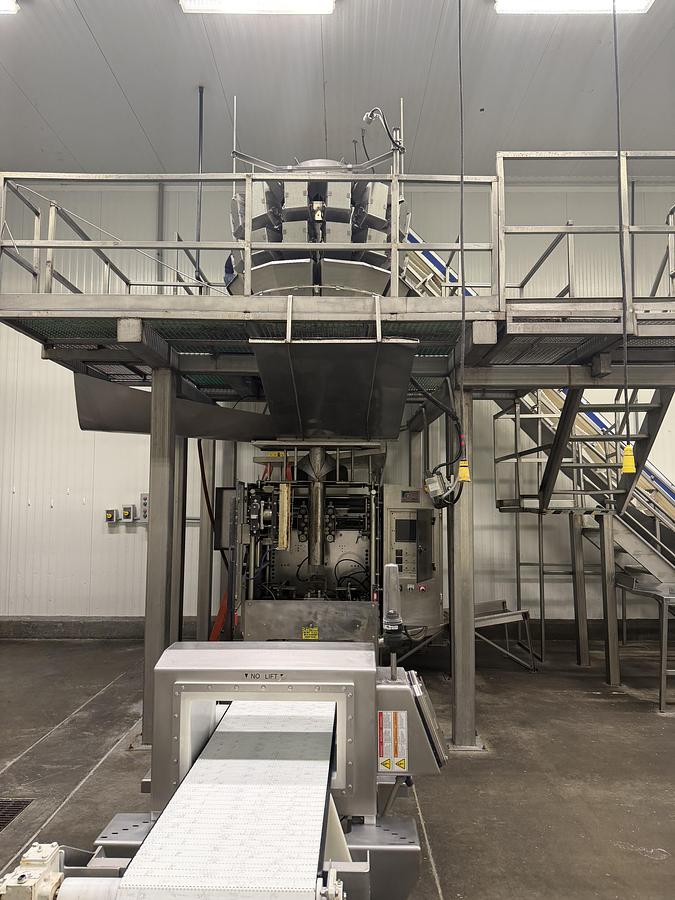 Used Pacmac 9500 with Ishida Scale