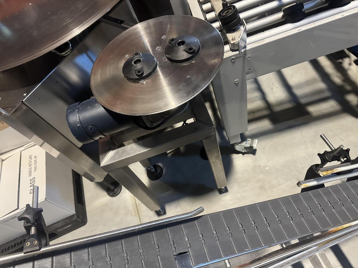 Used APAKS Bottle Filler