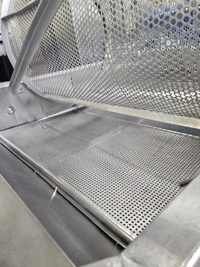 Used HMI / Heinzen Two-Stage Jacuzzi-Style Produce Wash Line