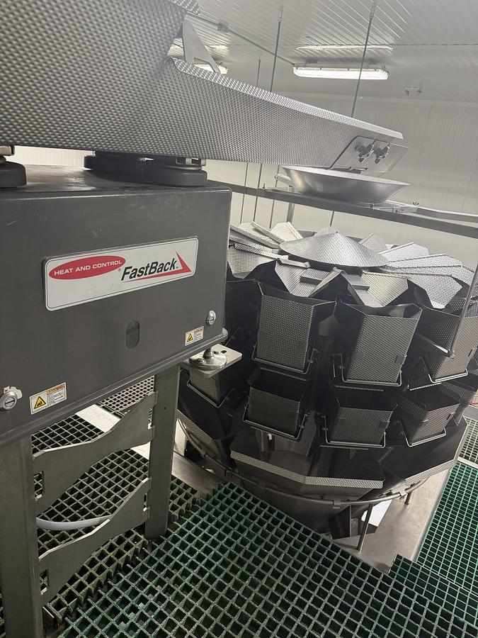 Used Pacmac 9500 with Ishida Scale