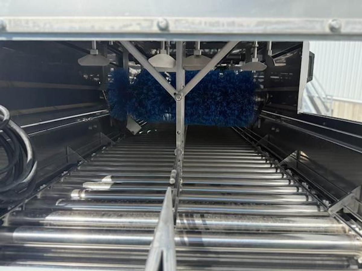 Used 2017 ABL Fresh-Cut Produce Washing System with Brush Section & Conveying