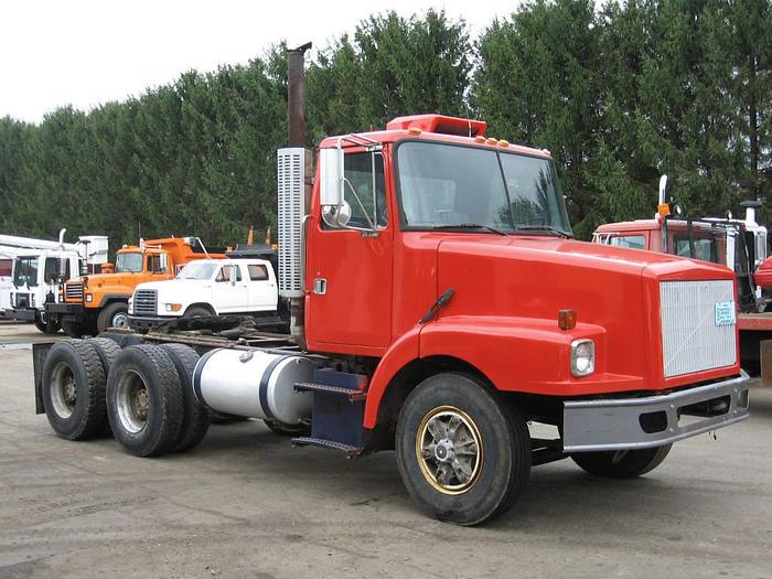 1993 Volvo WG64T- Stock #: 4017