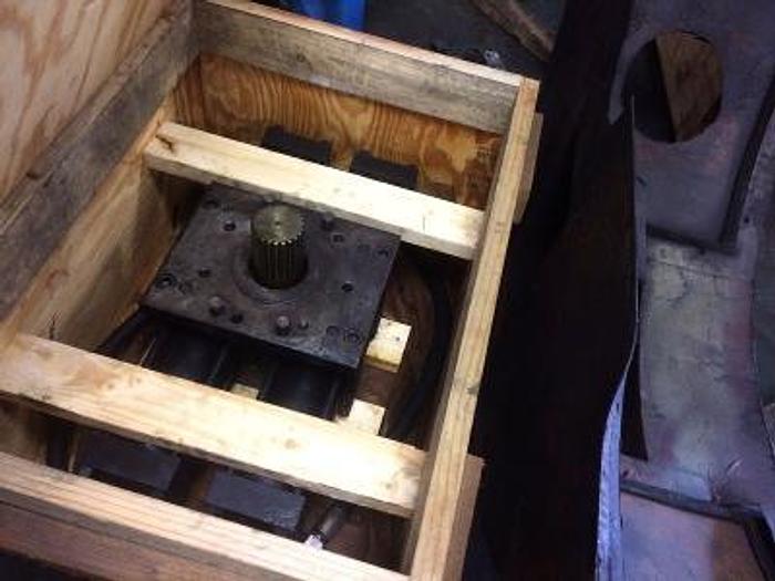 Used 11D Semi-unidrive mixer spare parts.