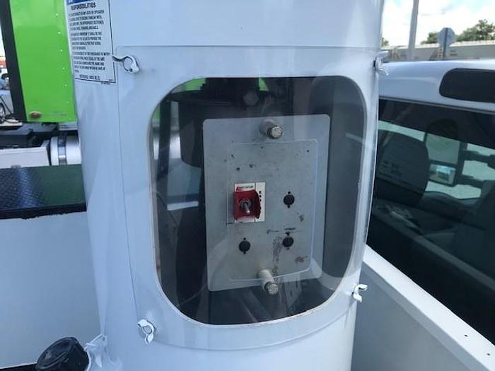 Used Versalift VST40-MH 45ft Bucket Boom on 2015 Ford F550 4x4 Reg Cab Utility Truck – C44902