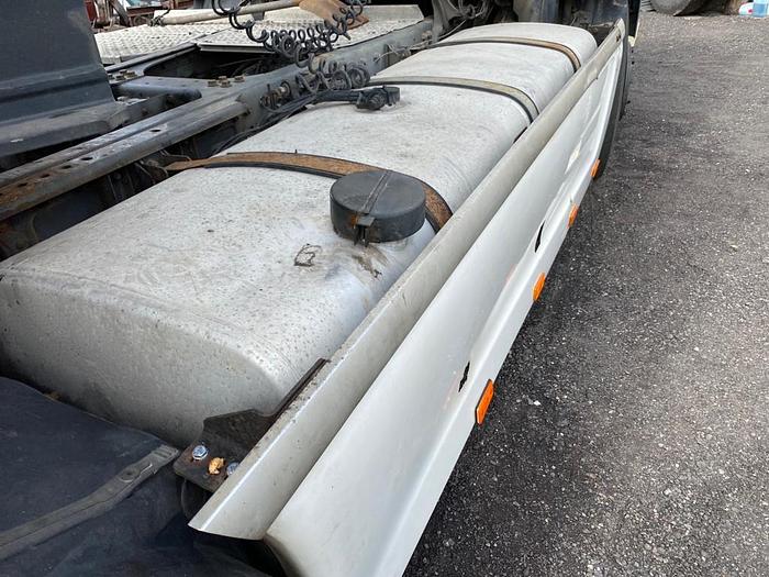 Gebruikt DAF 85 CF 430 , euro 3, MANUAL