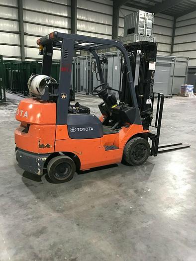 Used 5,000 POUND TOYOTA FORKLIFT MODEL 7FGCU25 1,000 HOURS