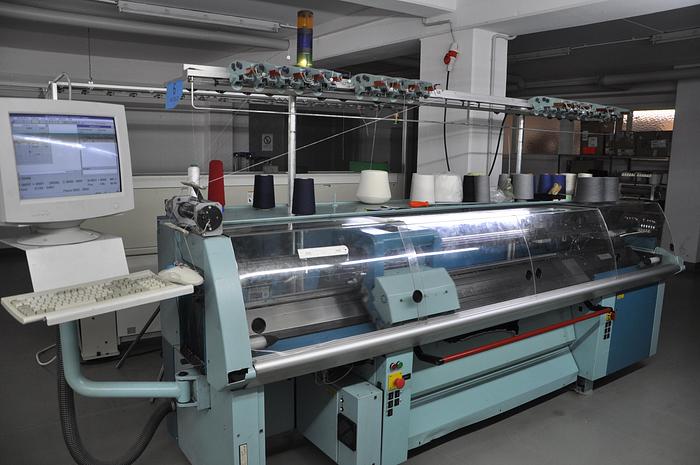 Gebraucht Flachstrickmaschine UNIVERSAL MC 825 E07/122