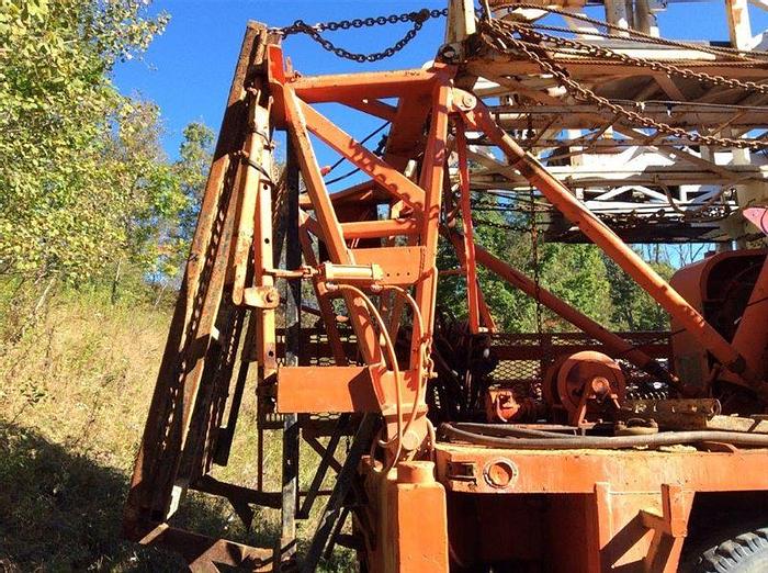 Used 1982 Cooper LTO 150 Service Rig