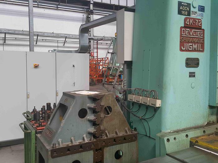 Used DEVLIEG 4K-72 TABLE TYPE BORER