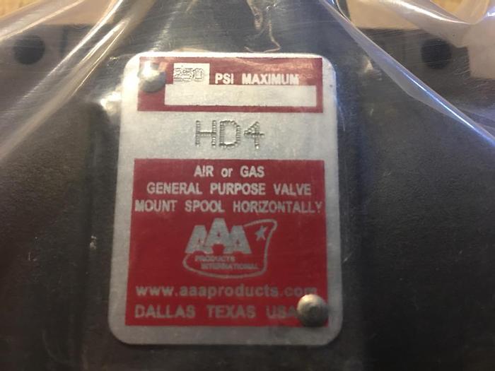 Used NEW SURPLUS AAA # HD4 VALVE 1/2" NPT 3-POSITION