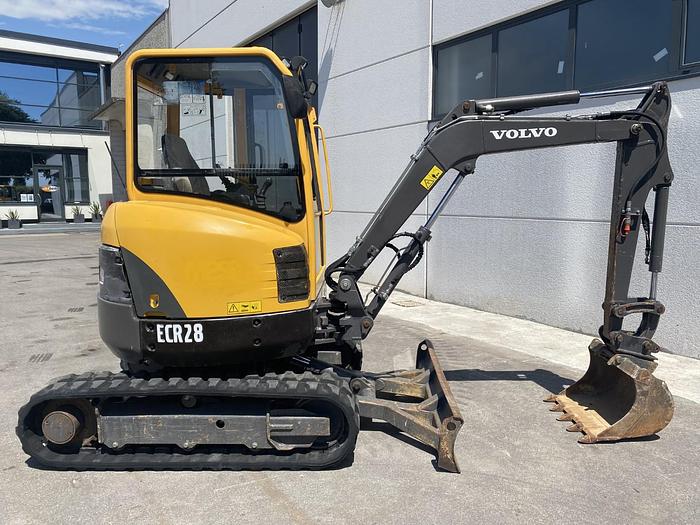 Usato 2013 VOLVO ECR 28
