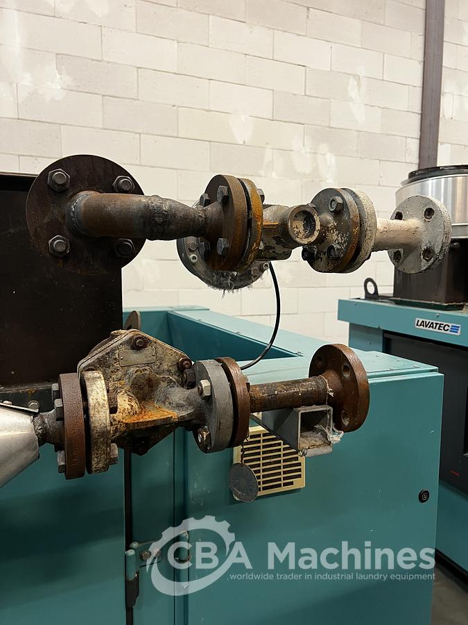 Used 1999 Dryer Lavatec TT733 D Steam 50kg (854)