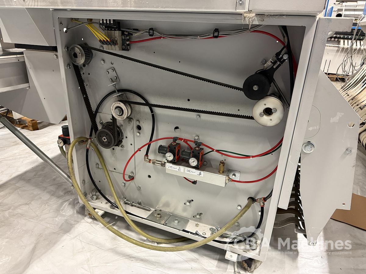 Used 2009 Folder Jensen MFS 3300mm 4 lanes (907)