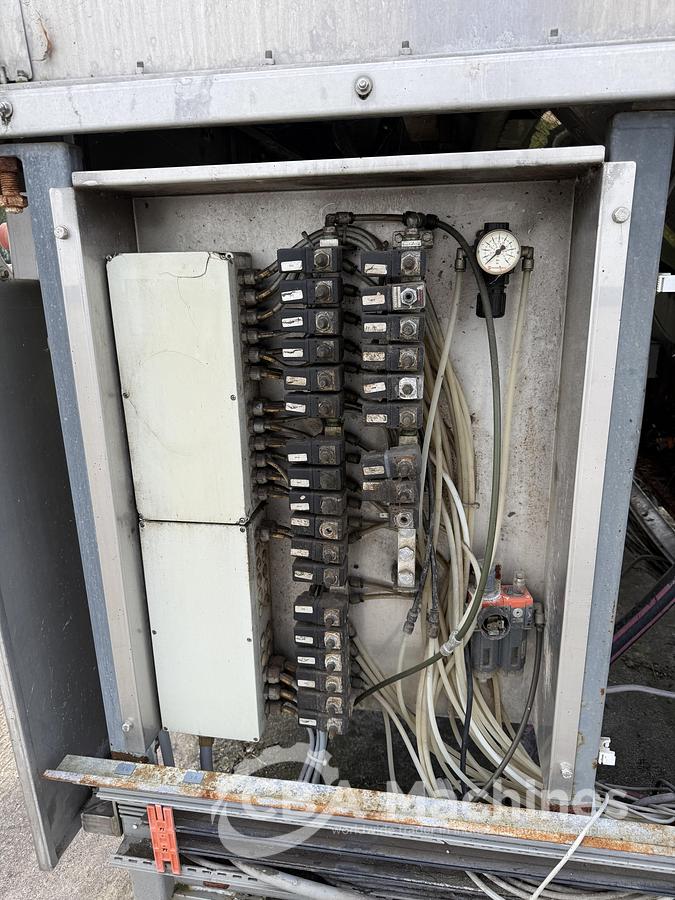 Used 1999 CBW Tunnel Lavatec 16x50kg (897)