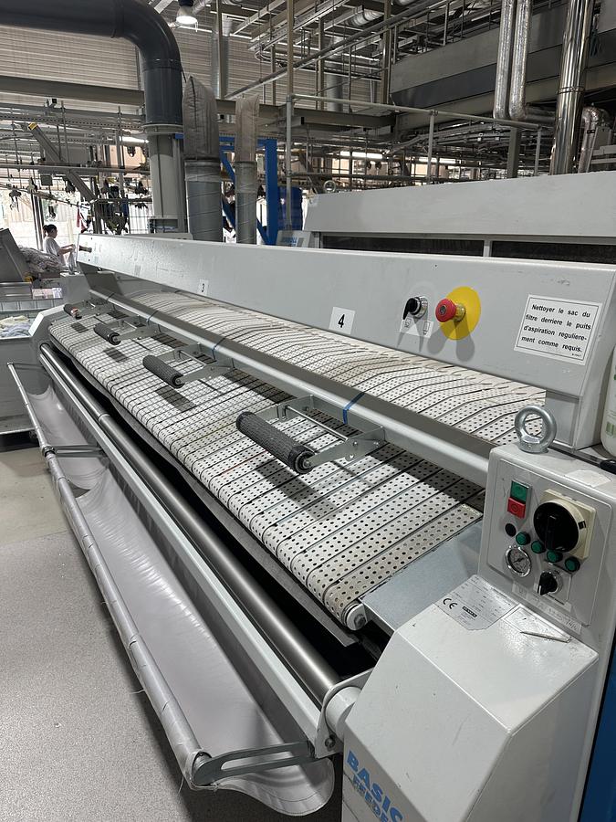 Used 2009 Ironing Line Lapauw 2x1200x3300 GAS + Jensen Classic + MFS Folder (905-906-907)