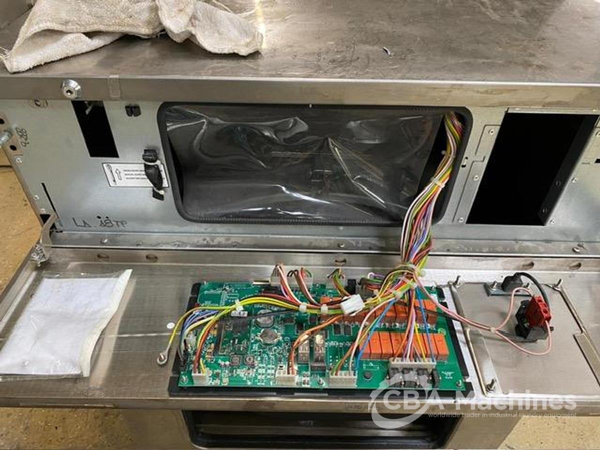 Used 2018 Washer Extractor Fagor LA-18 TPE 18kg