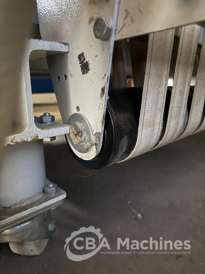 Used 2009 Kannegiesser SFM-33-1/2-3-KR3-SH1-R