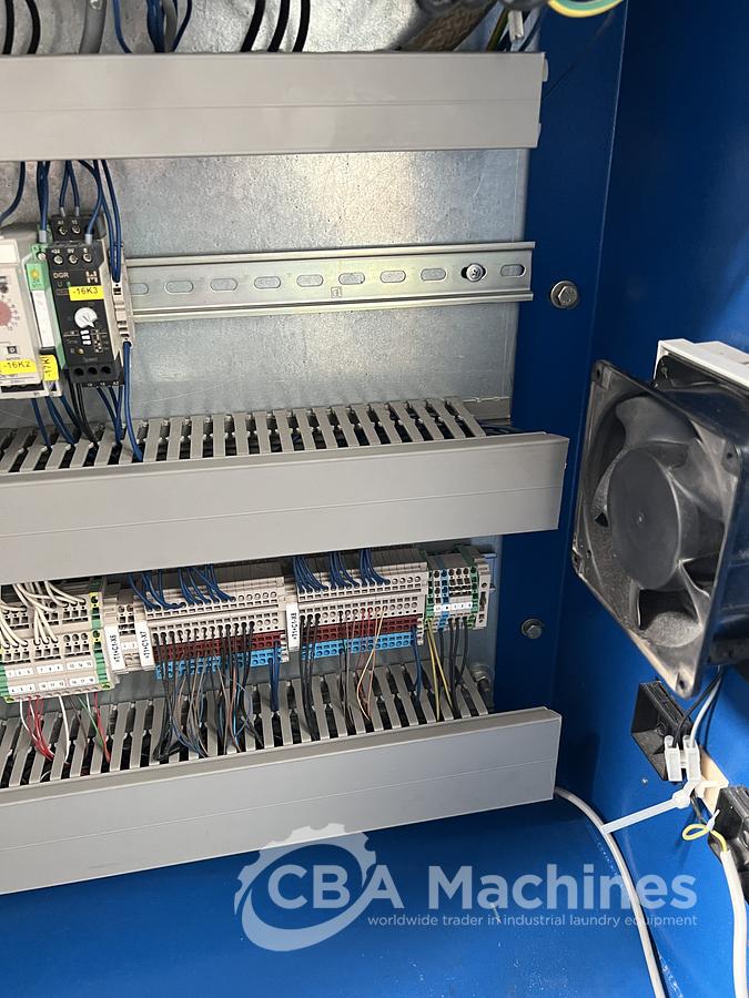 Used 2010 Dryer Black & White Trockner DT 60 G (762)