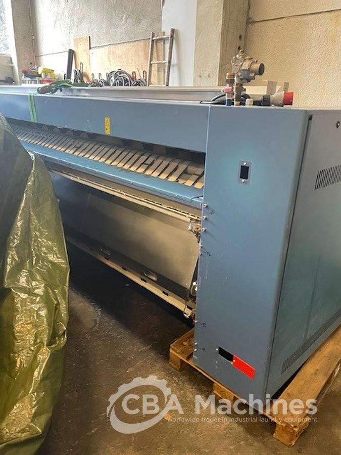 Used 2013 Laco Comfort GAS Ironer 500x3300mm with built-in folder
